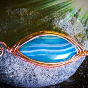 Wisiorek z miedzią i agatem "Eye of Horus"